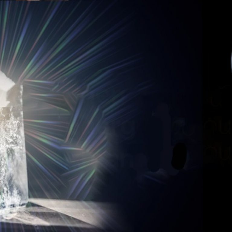 clean-and-energized-your-crystals-in-fullmoon.png
